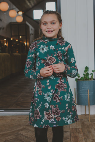 Robe Delphine, coton/spandex fleurs fond Émeraude